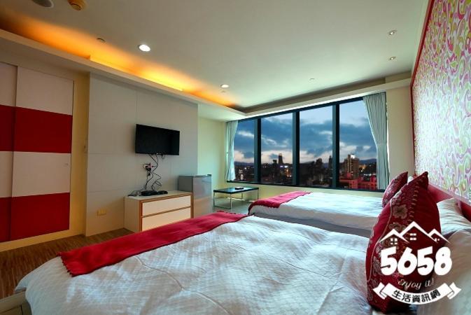 85旅行家 Apartman Kaohsziung Kültér fotó