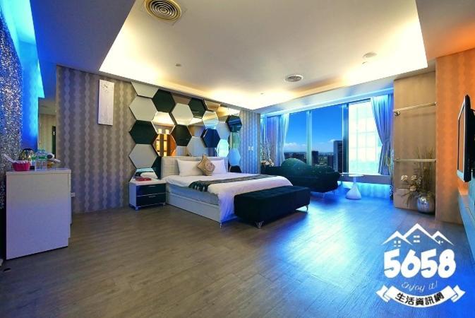 85旅行家 Apartman Kaohsziung Kültér fotó