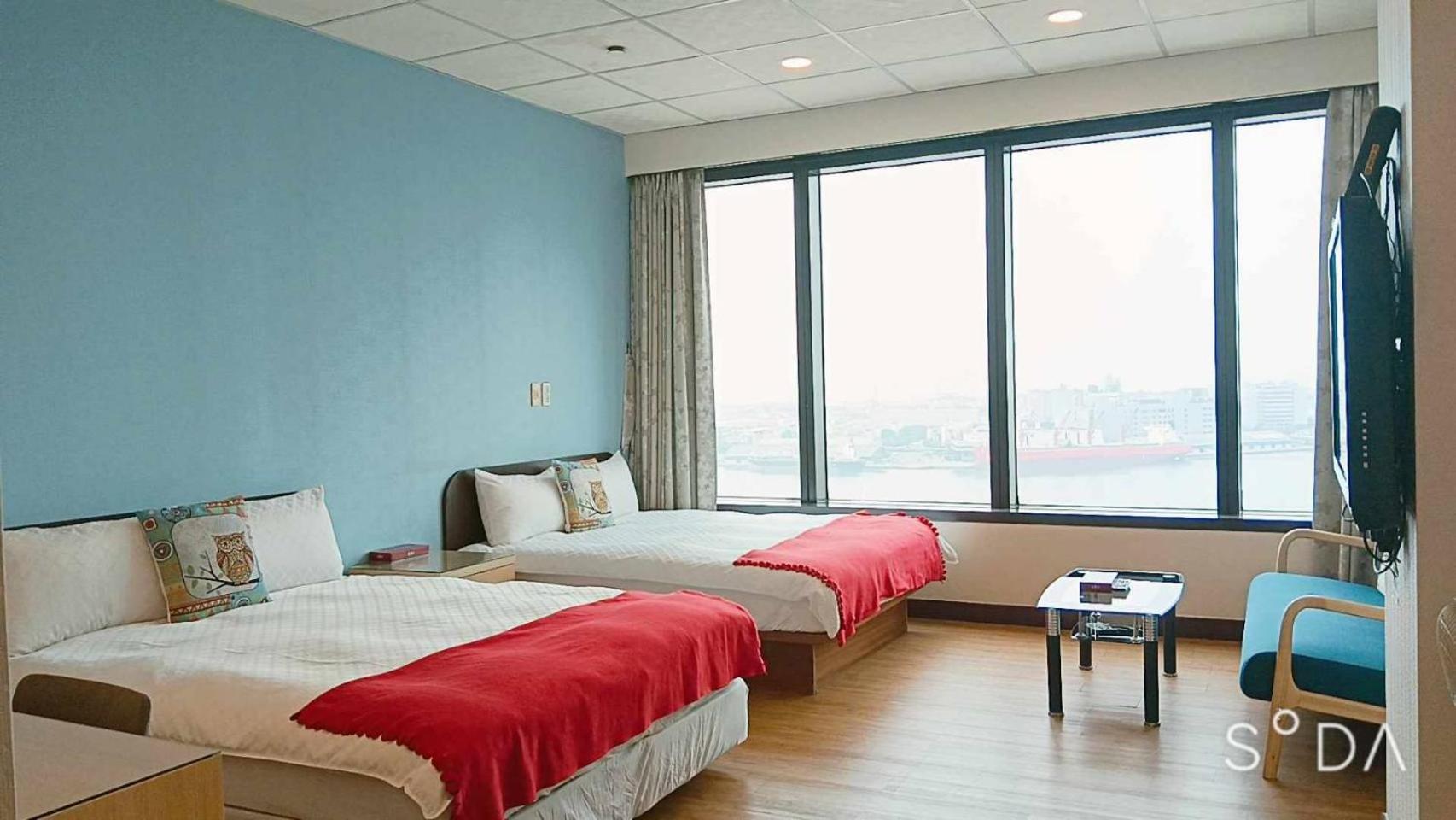 85旅行家 Apartman Kaohsziung Kültér fotó