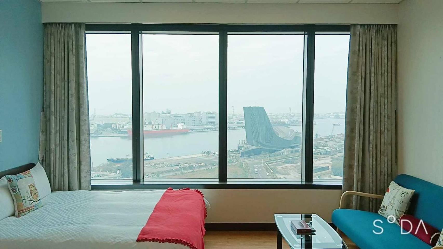 85旅行家 Apartman Kaohsziung Kültér fotó